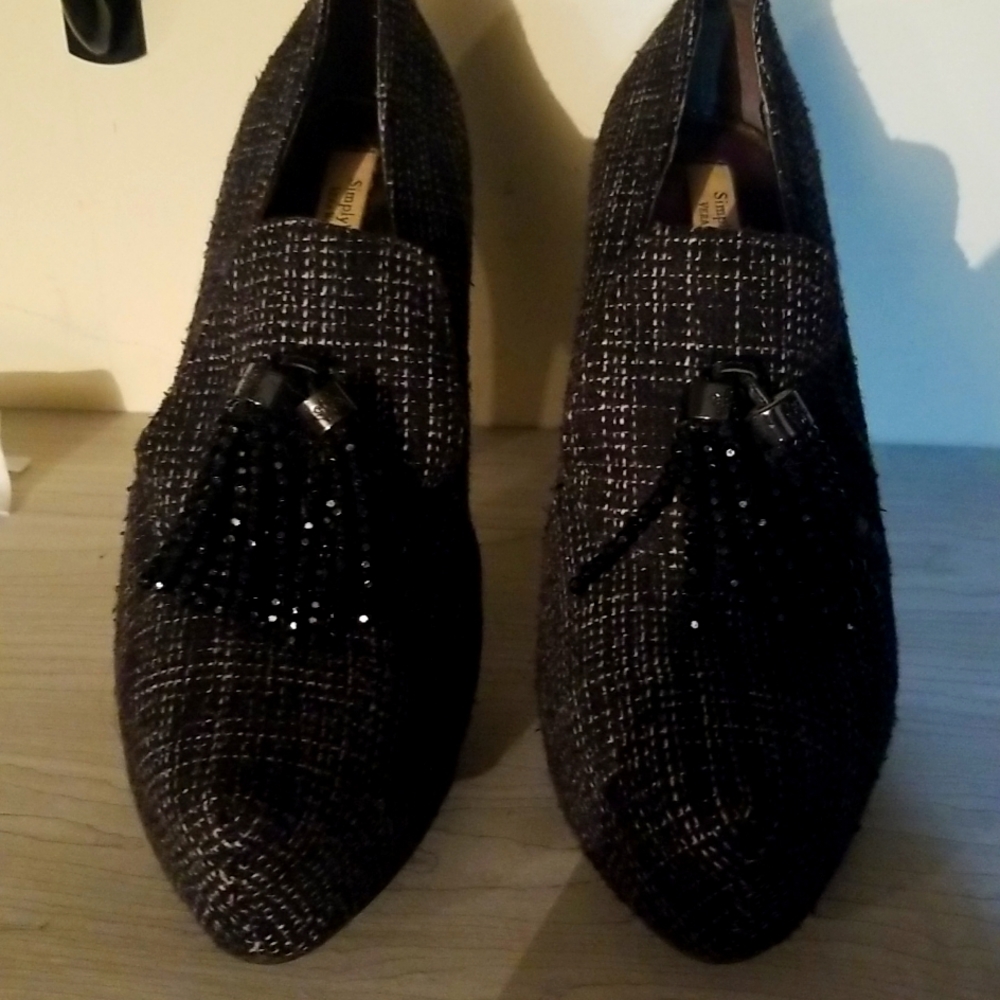 EUC Vera Wang Tweed Platform Heels